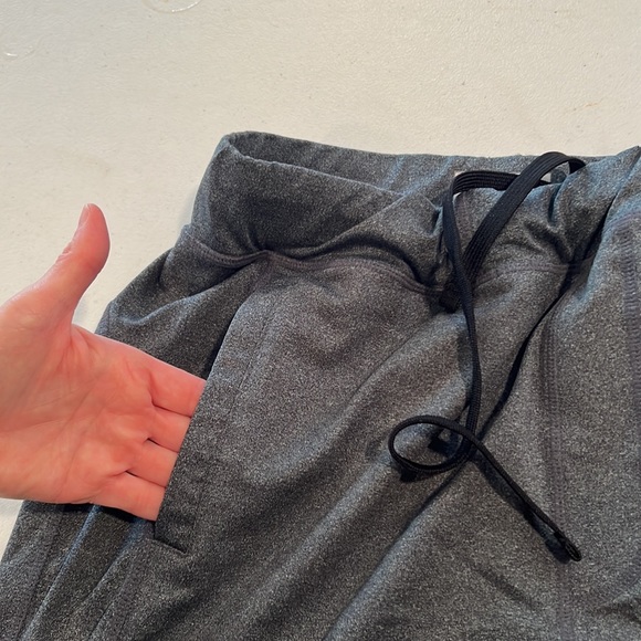 Mondetta joggers/ track pants large heather grey - Picture 10 of 10